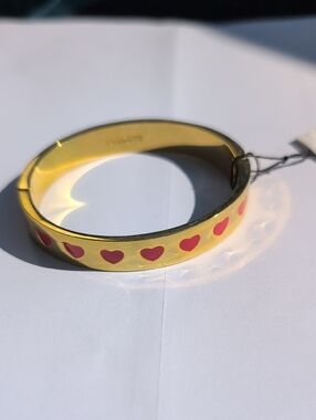 Talbots Gold-Tone Bangle with Read Heart Motif NWT